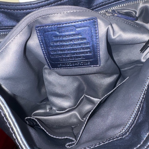 Coach F17116 Navy Blue Saddle Leather Shoulder Bag - Picture 4 of 4